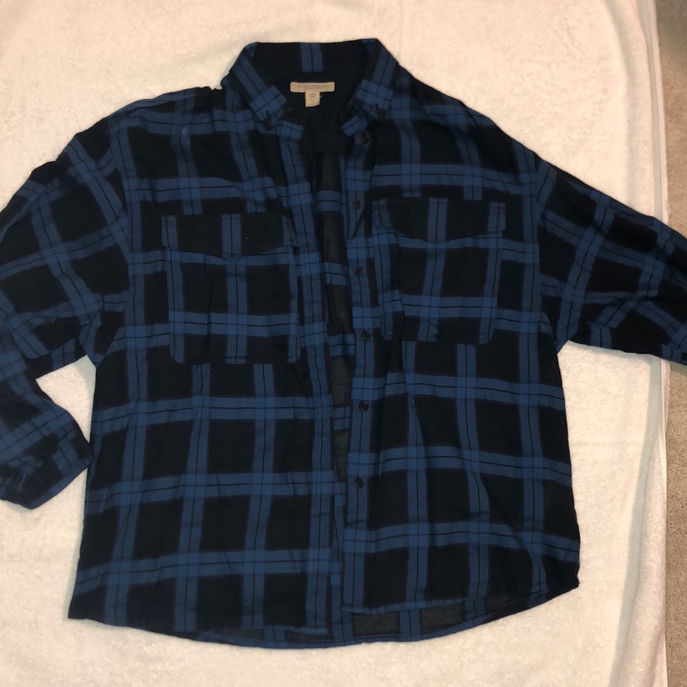 EUC Burberry plaid top